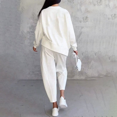 LARA | Relaxing Two Piece Set
