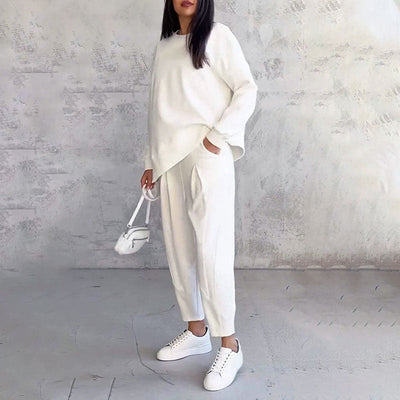 LARA | Relaxing Two Piece Set