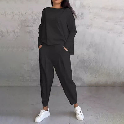 LARA | Relaxing Two Piece Set